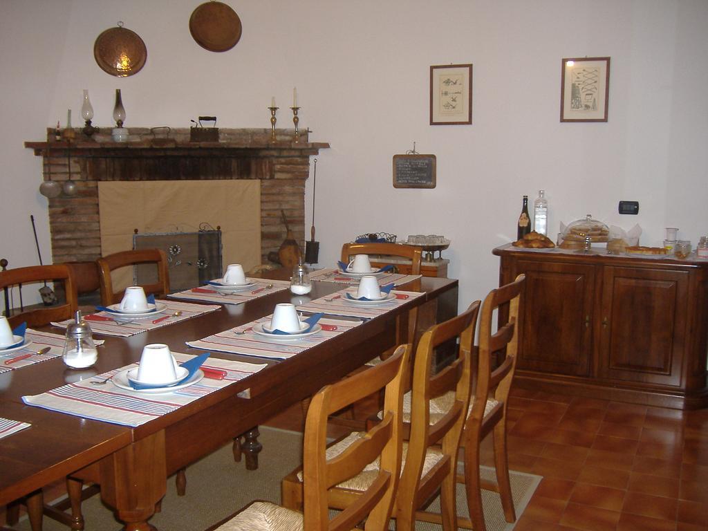 Agriturismo Ca Rossa Pegognaga Buitenkant foto